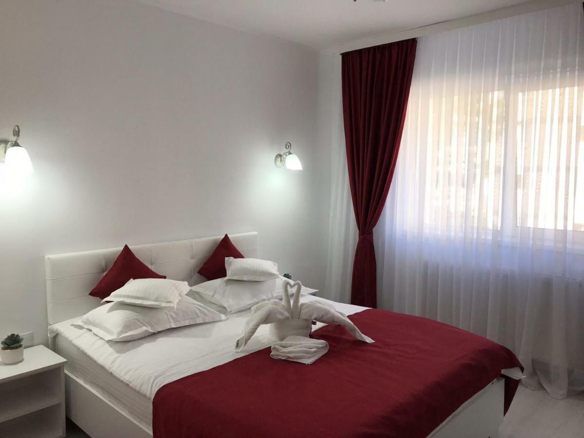 Apartament Mont Blanc Sinaia Exterior foto